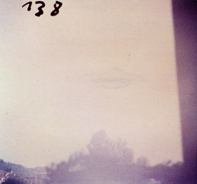 Ficheiro:Transparent beamship.jpeg